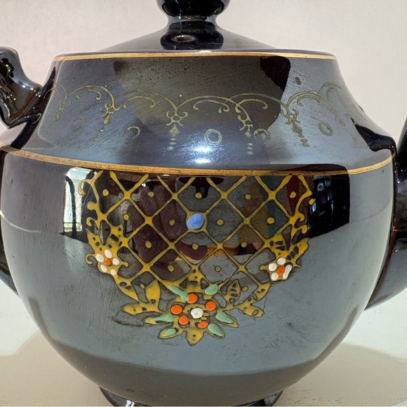 Japanese Moriage “Brown Betty” Teapot‎ Redware Hand Painted Vintage 1940s -50s - Picture 7 of 11